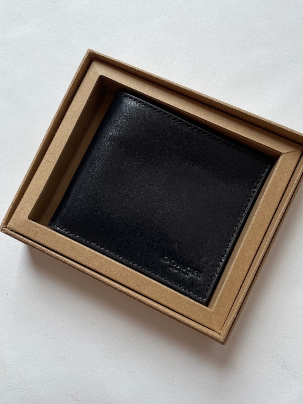 Coach Boxed Water Buffalo Leather Double Billfold Wallet Black $175